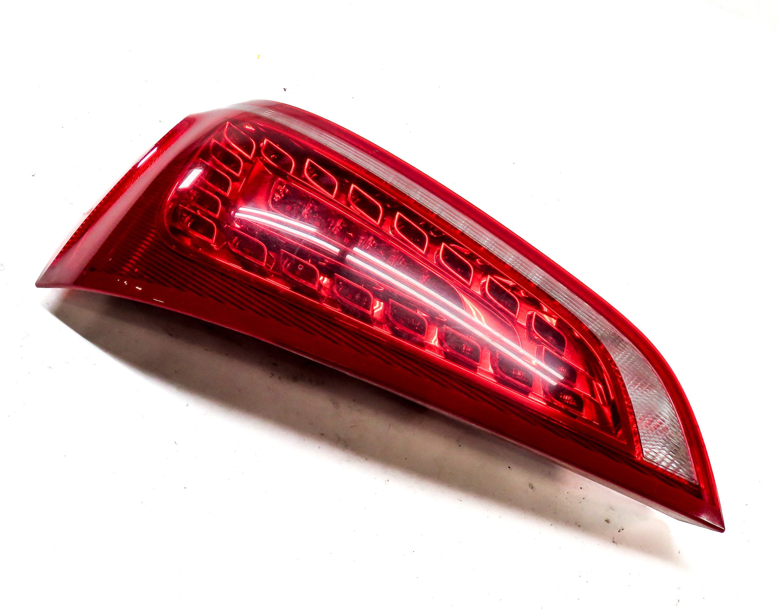 2009-2012 AUDI Q5 (8R) LEFT DRIVER REAR TRUNK TAILLIGHT BRAKE LIGHT LAMP — exact item pictured